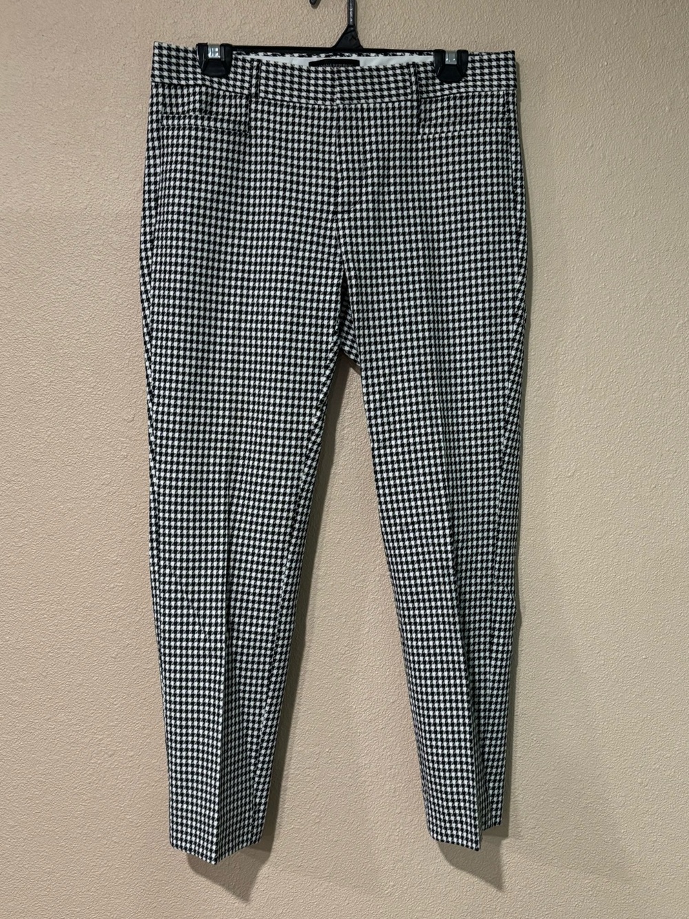 Banana Republic Black and White Sloan pants